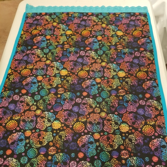 Handmade Skull Runner - Picture 8 of 10